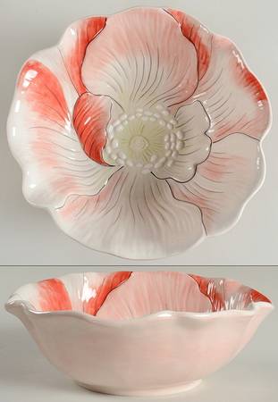 Edie Rose Hydrangea Collection 9" Sculpted Round Serving Bowl