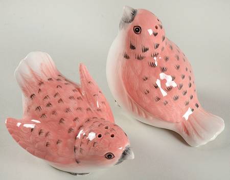 Edie Rose Hydrangea Collection Figural Salt and Pepper