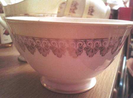 ROA254 Footed Cup