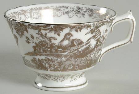 Platinum Aves Footed Cup