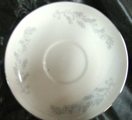 Silver Leaf Saucer