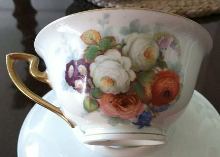 W1220 Footed Cup