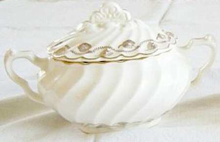 Mi Lady Sugar Bowl & Lid
