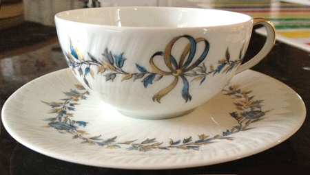 RYE30 Flat Cup & Saucer Set