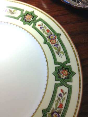V7212 Dinner Plate
