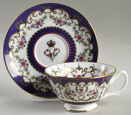 Queen Victoria Footed Cup & Saucer Set