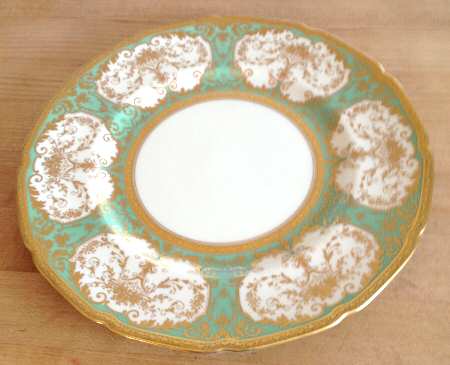 BB3299, V1119 by Royal Doulton