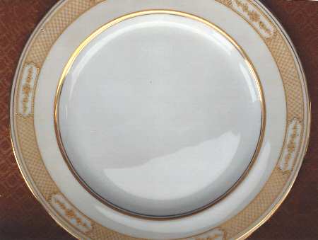 E8047 by Royal Doulton