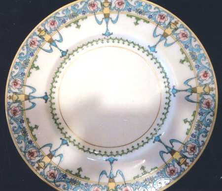 H3786 by Royal Doulton