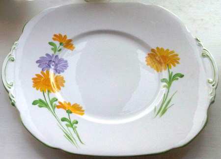 5569 Cake Plate