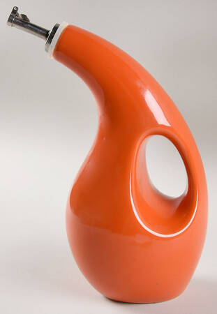 Double Ridge Tangerine Orange Oil Jar & Drizzle Spout