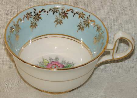 8263 Footed Cup