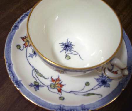 7295 (7395) Flat Cup & Saucer Set
