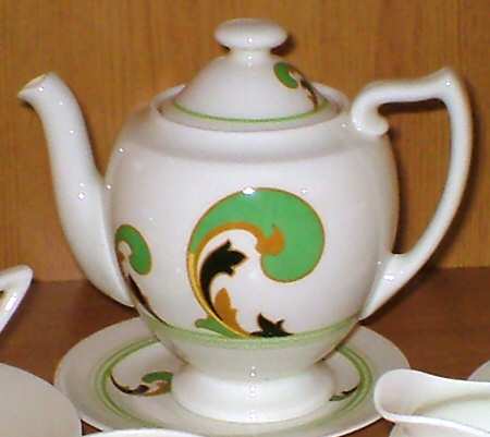 V1289 Teapot & Lid