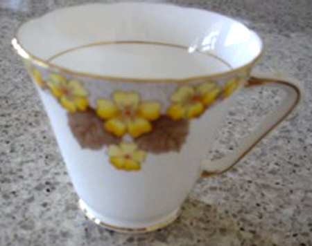 Aston Footed Cup