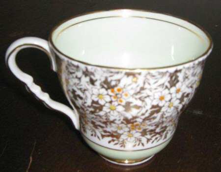 8201 Green Footed Cup