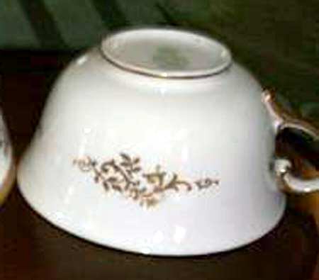 6724 Flat Cup