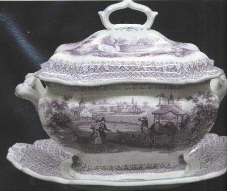 London Zoological Garden Tureen & Lid w/Underplate