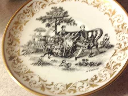 4564a Saucer