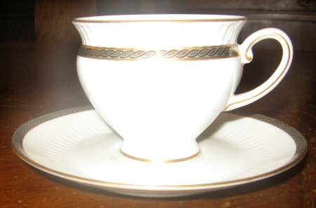 ROT312 Footed Cup & Saucer Set