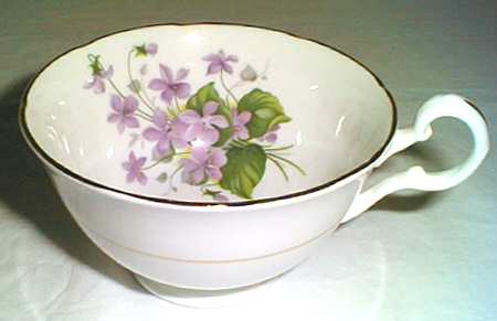 10337 Footed Cup
