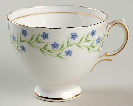 6834 Footed Cup