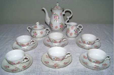 RSY46 Footed Cup & Saucer Set