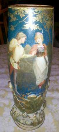 A9023 by Royal Doulton