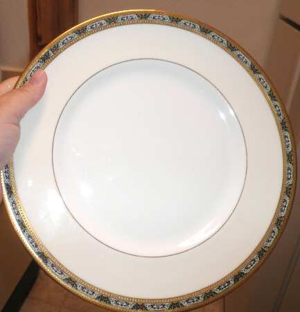 8655 by Royal Doulton