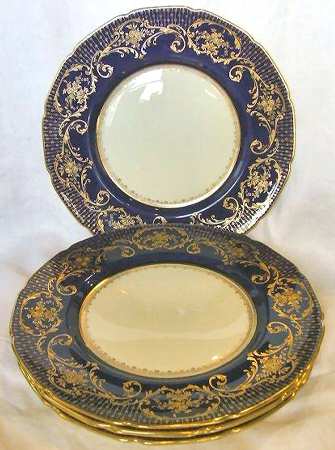 RD345 by Royal Doulton