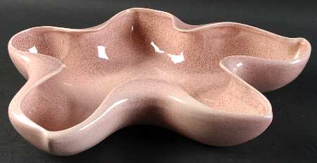Zephyr Pink 13" Leaf Bowl