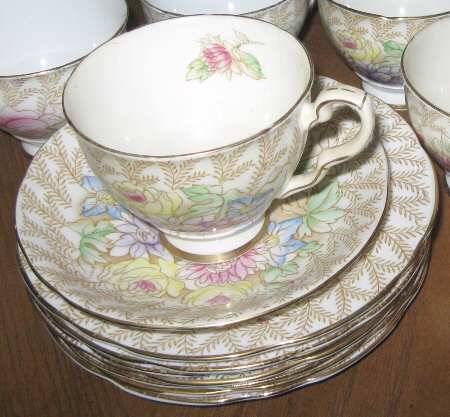 Fern Posy Footed Cup & Saucer Set
