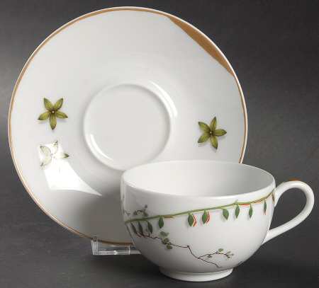 Nature White Flat Cup & Saucer Set