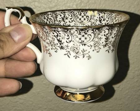 ROA264 Footed Cup