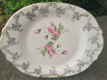 RYL359 Handled Cake Plate