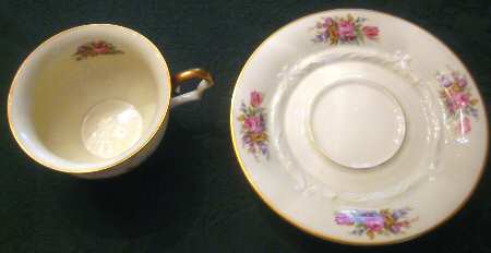 R2305 Footed Cup & Saucer Set