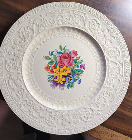 X604 Dinner Plate