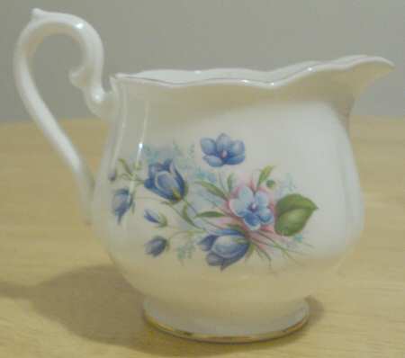ROA265 Creamer