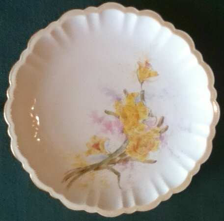 2976 by Royal Crown Derby
