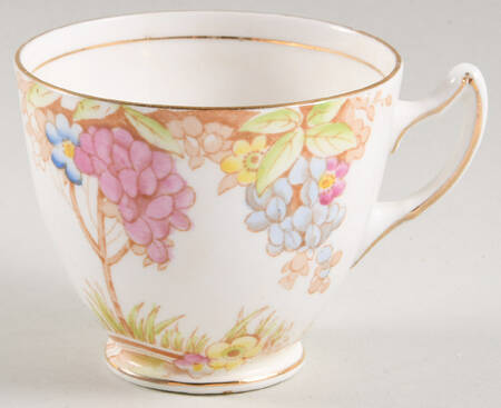 3942 Footed Cup