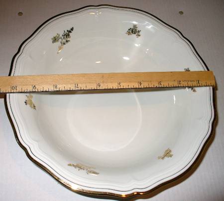 R2755 10" Round Vegetable Bowl