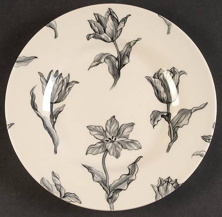 Tulipa Black (No Trim) Salad Plate