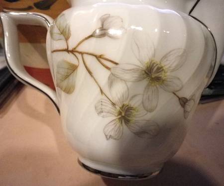 Dogwood Creamer