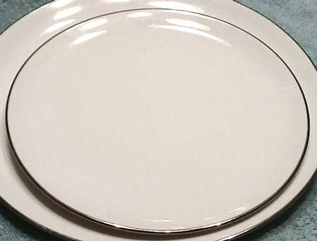 RTS2 Salad Plate