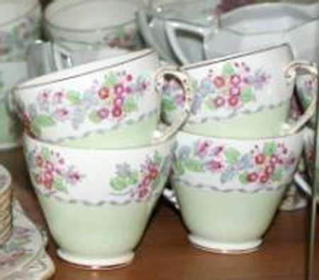 6767 Footed Cup