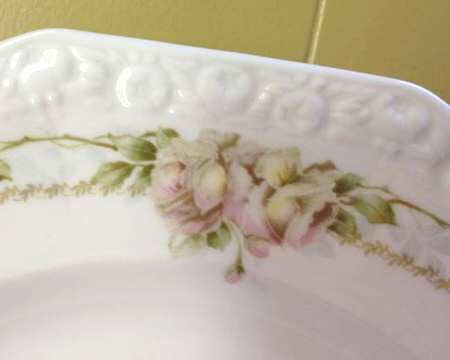 R2312 Large Rim Soup Bowl