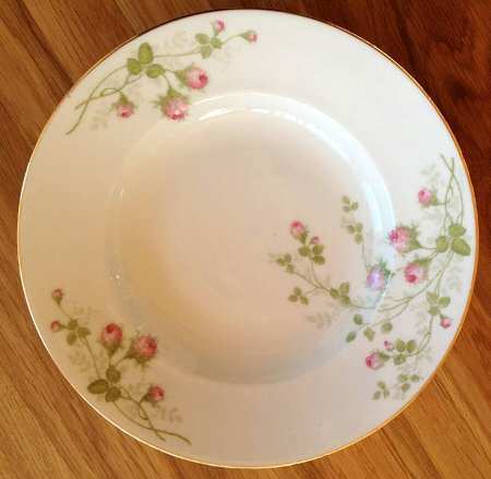 R1967 Rim Soup Bowl