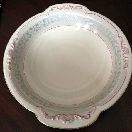 ROT319 9" Round Vegetable Bowl
