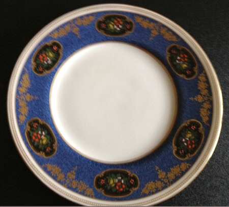 H1380 by Royal Doulton