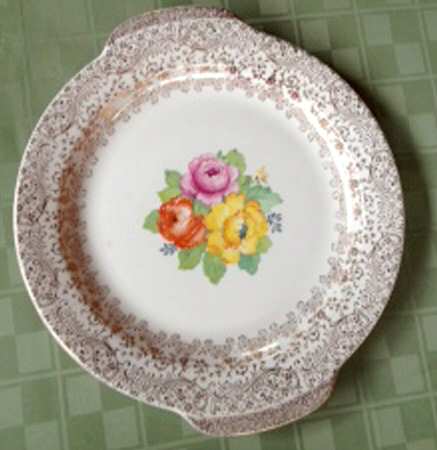 Omar Handled Cake Plate